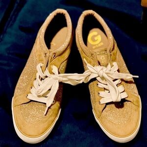 GUESS Shoes size 9 gold n sparkly Oulala flats
